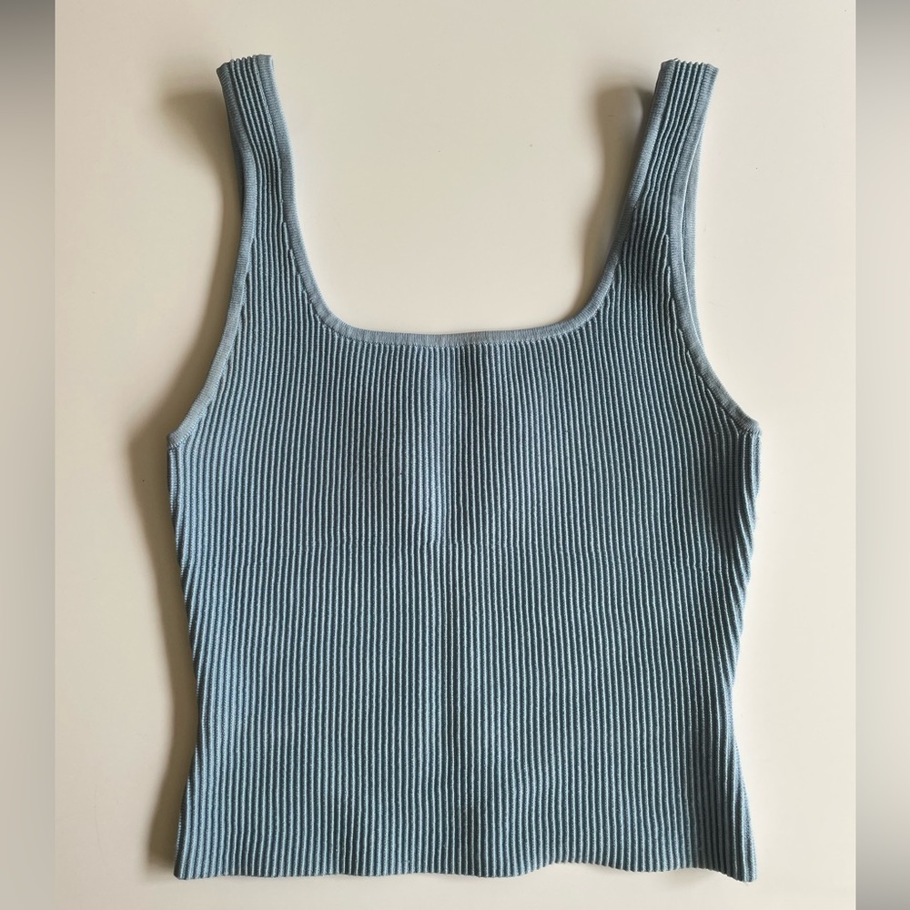 Aritzia Babaton Sculpt Knit tank, size small
